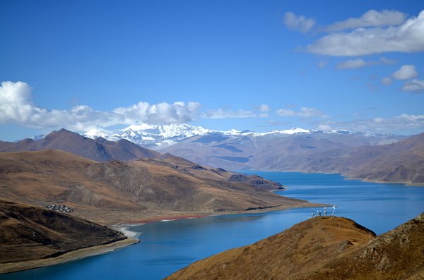 Yamdrok Lake Day Trip Guide: One of Tibet’s Most Beautiful Drives